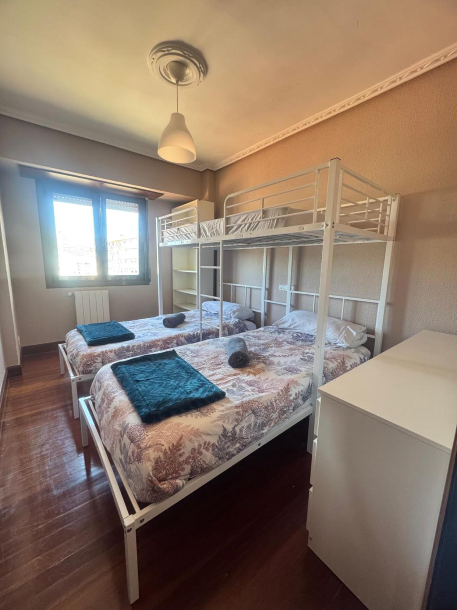 Muskiz Retreat, Playa 5 Mins, Wifi Gratis Exterior photo